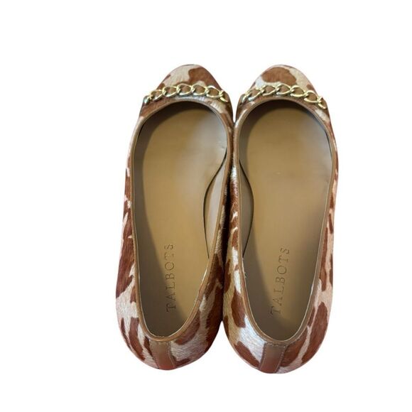 Horsehair Giraffe Print Flats with Gold Accent Chain. In ladies Sz. 7 - Picture 4 of 7